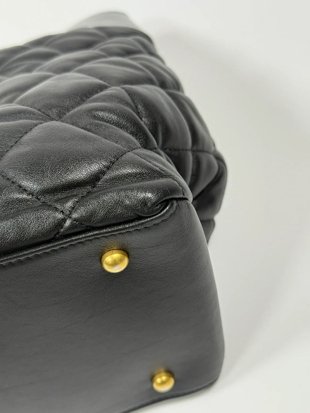 CHANEL MEDIUM SOFT ELEGANCE TOTE BAG