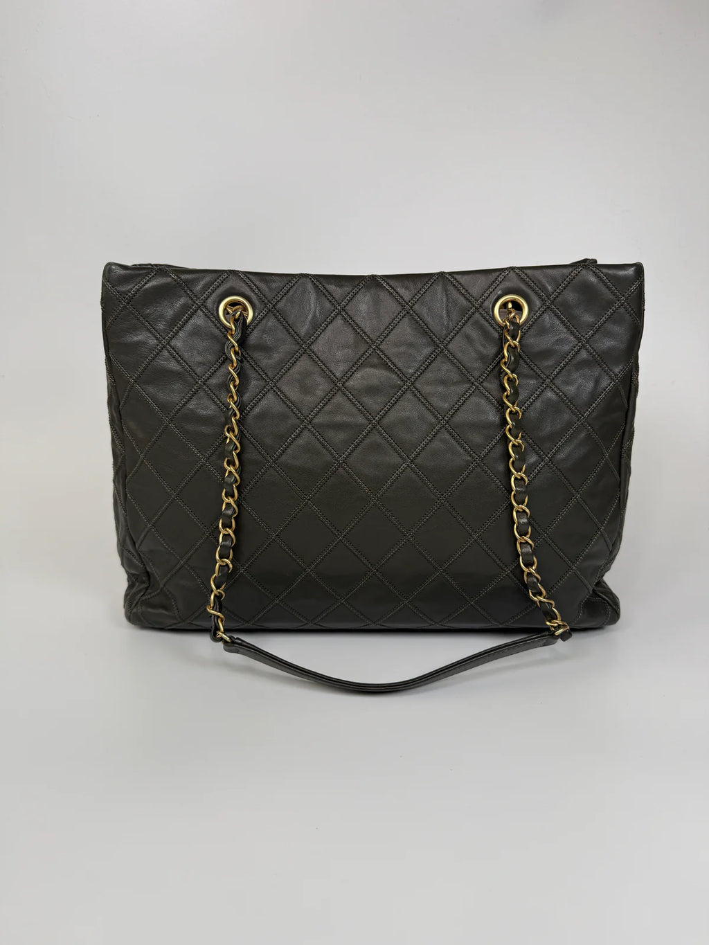CHANEL DARK GREEN LAMBSKIN LEATHER TOTE BAG WITH GOLD HARDWARE
