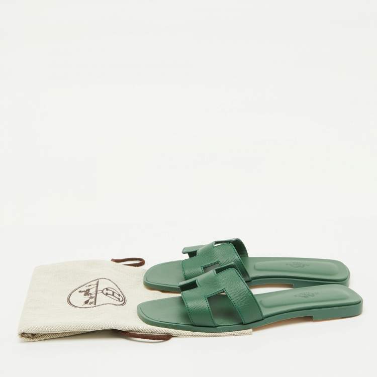 Hermes Green Leather Oran Flat Sandals Size 38