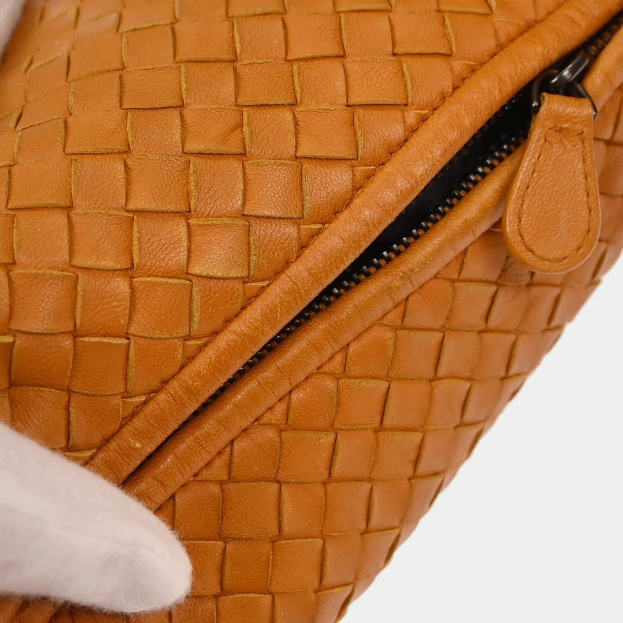 Bottega Veneta Orange Leather Intrecciato Hobo Handbag