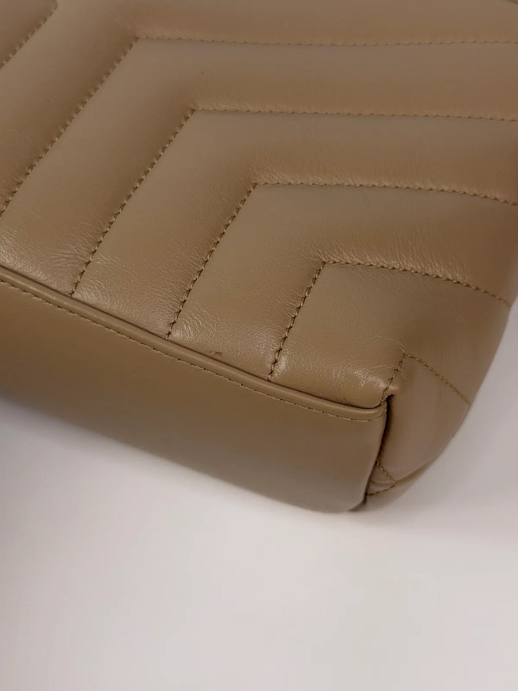 SAINT LAURENT SMALL LOULOU IN DARK BEIGE LEATHER WITH GOLD HARDWARE