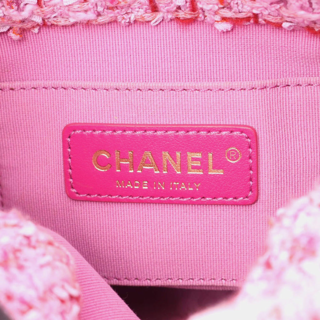 Chanel Tweed Pending CC Small Pink Fabric Drawstring Shoulder Bag