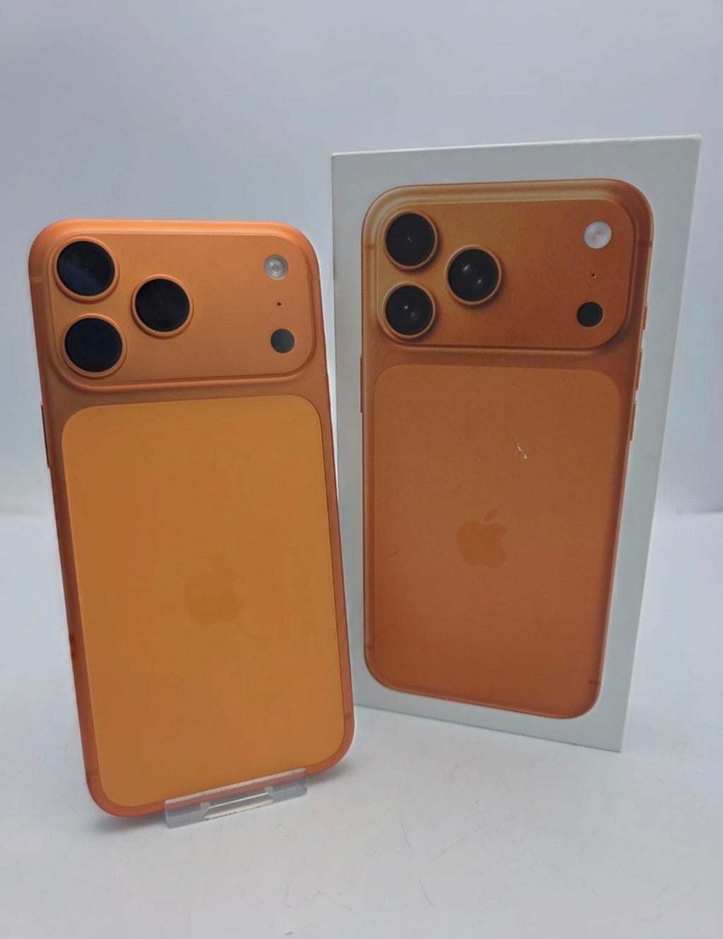 iPhone 17 Pro Max Cosmic Orange 256GB