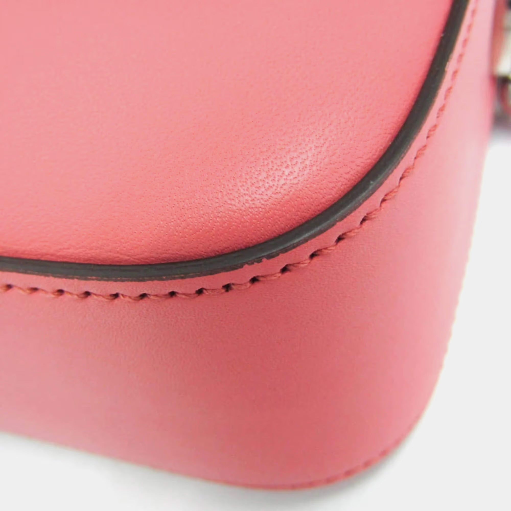 Gucci Double G Leather Shoulder Bag Pink
