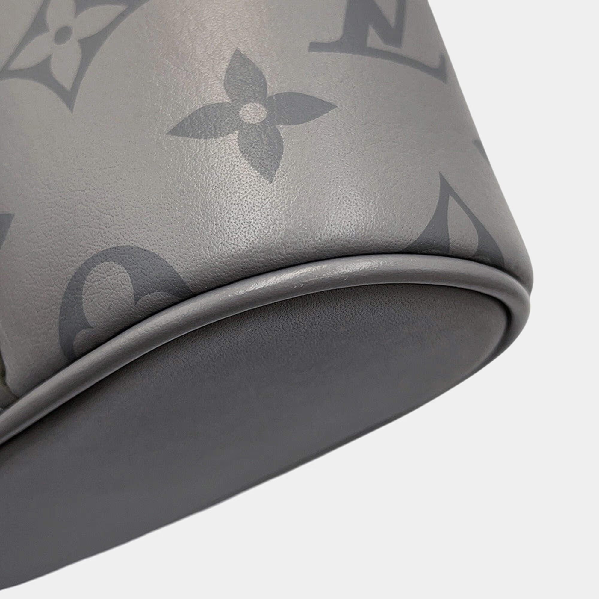 Louis Vuitton Vanity Chain Pouch Trianon Grey Calf Leather
