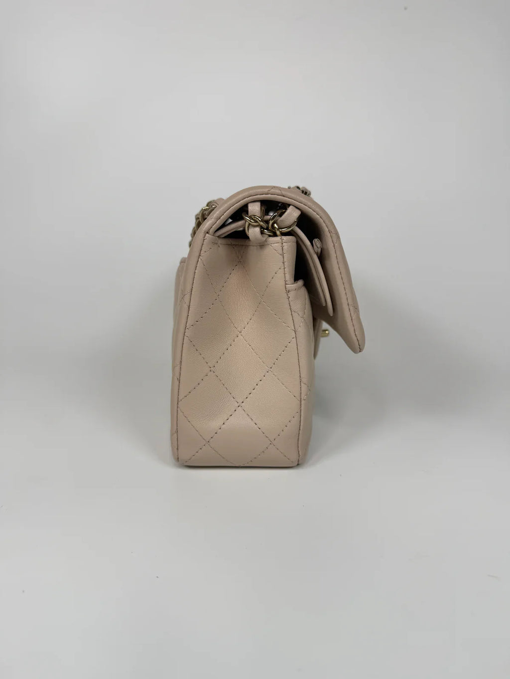 CHANEL SMALL CLASSIC DOUBLE FLAP IN LIGHT BEIGE LAMBSKIN LEATHER WITH PALE GOLD HARDWARE