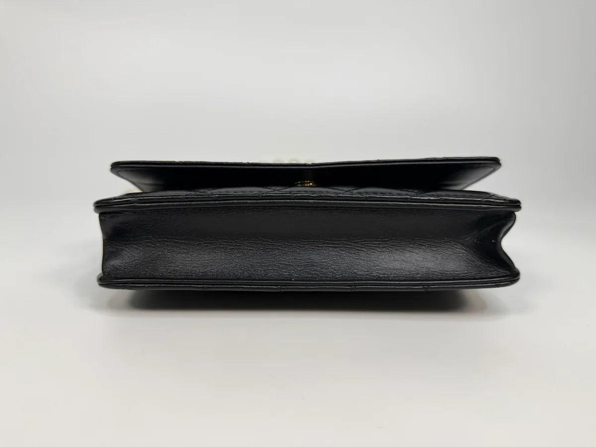CHANEL PEARL WALLET ON CHAIN IN BLACK LAMBSKIN LEATHER WITH PALE GOLD HARDWARE