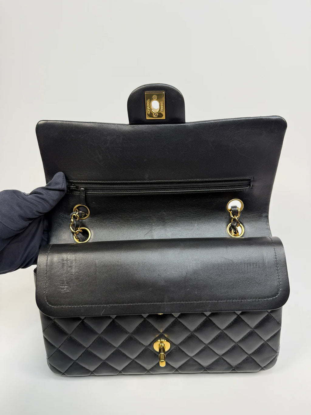 CHANEL MEDIUM CLASSIC DOUBLE FLAP BLACK LAMBSKIN WITH GOLD HARDWARE
