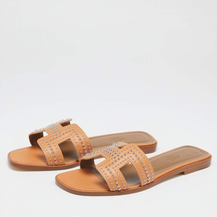 Hermes Peach Leather Studded Oran Flat Slide Sandals Size 37.5