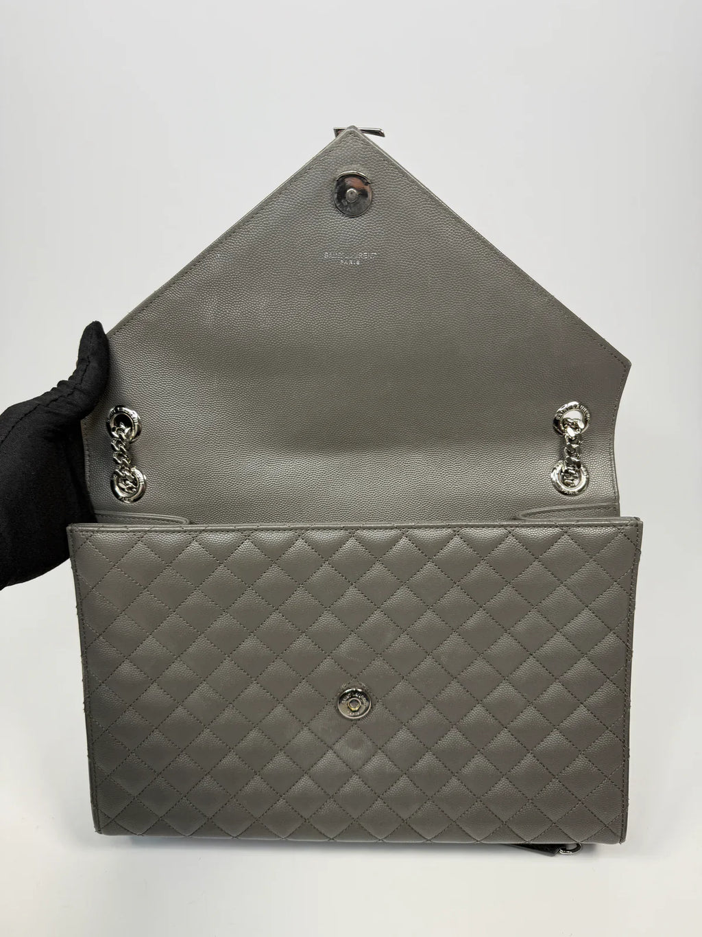 SAINT LAURENT LARGE GREY GRAINED LEATHER ENVELOPE SHOULDER BAG