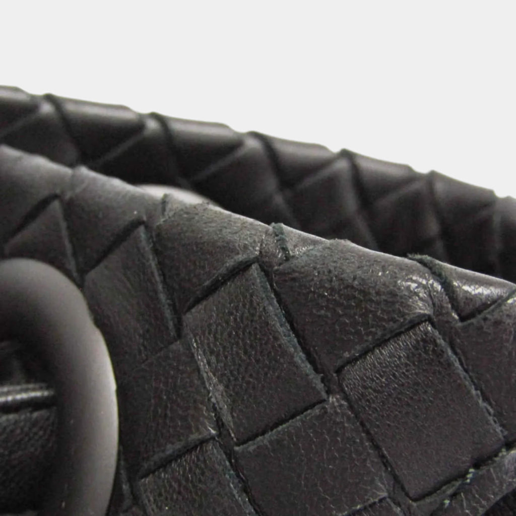 Bottega Veneta Intrecciato Medium Garda Bag Leather Handbag Black