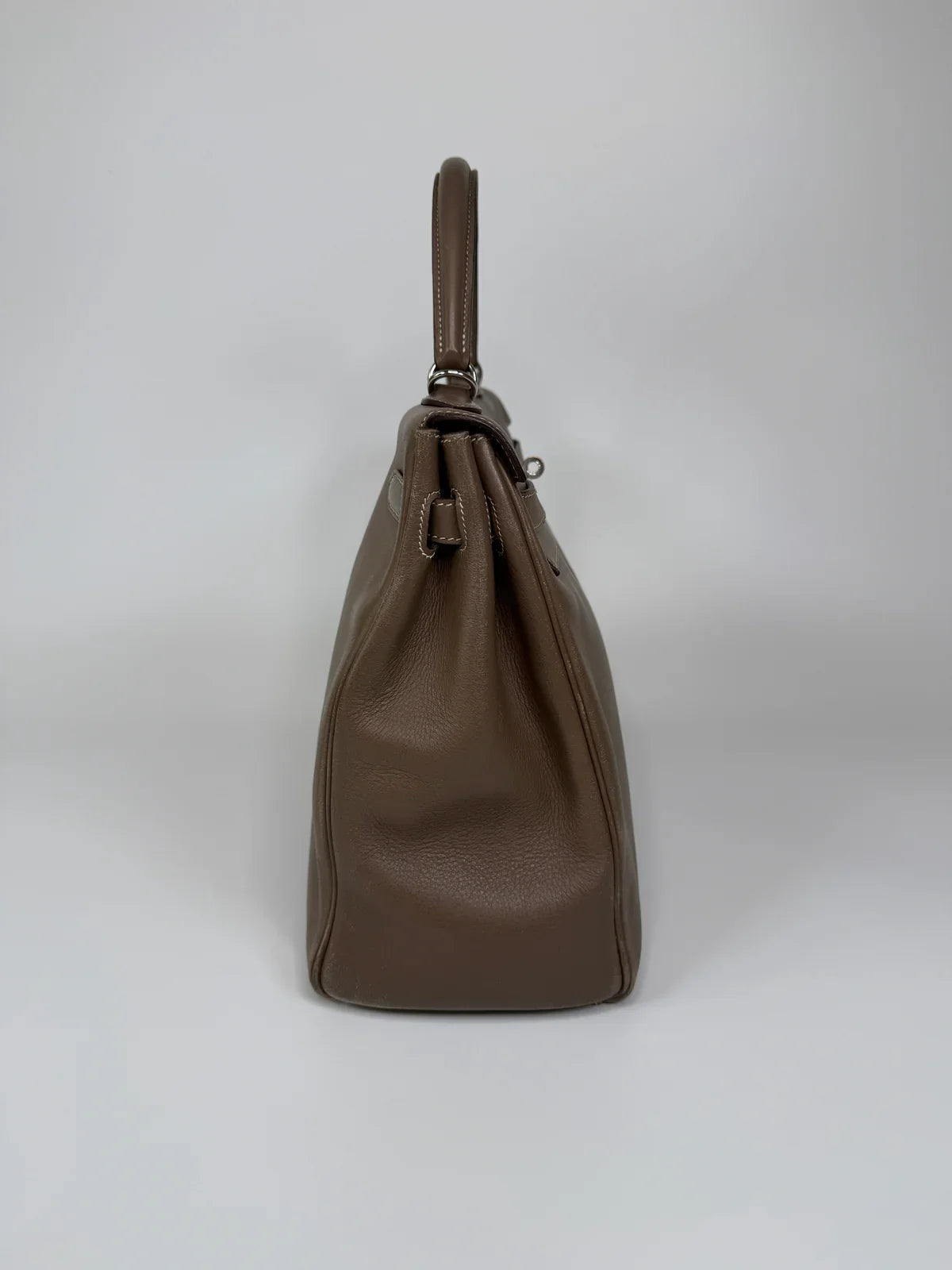 HERMÈS KELLY 32 IN ETOUPE SWIFT LEATHER WITH PALLADIUM HARDWARE