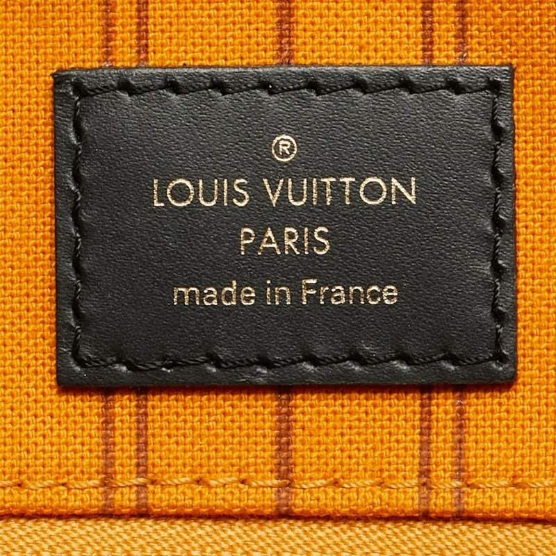 Louis Vuitton Onthego GM Monogram Giant Jungle Canvas Tote
