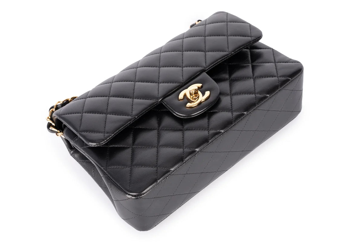 Chanel Mini Flapbag Lambskin Black GHW