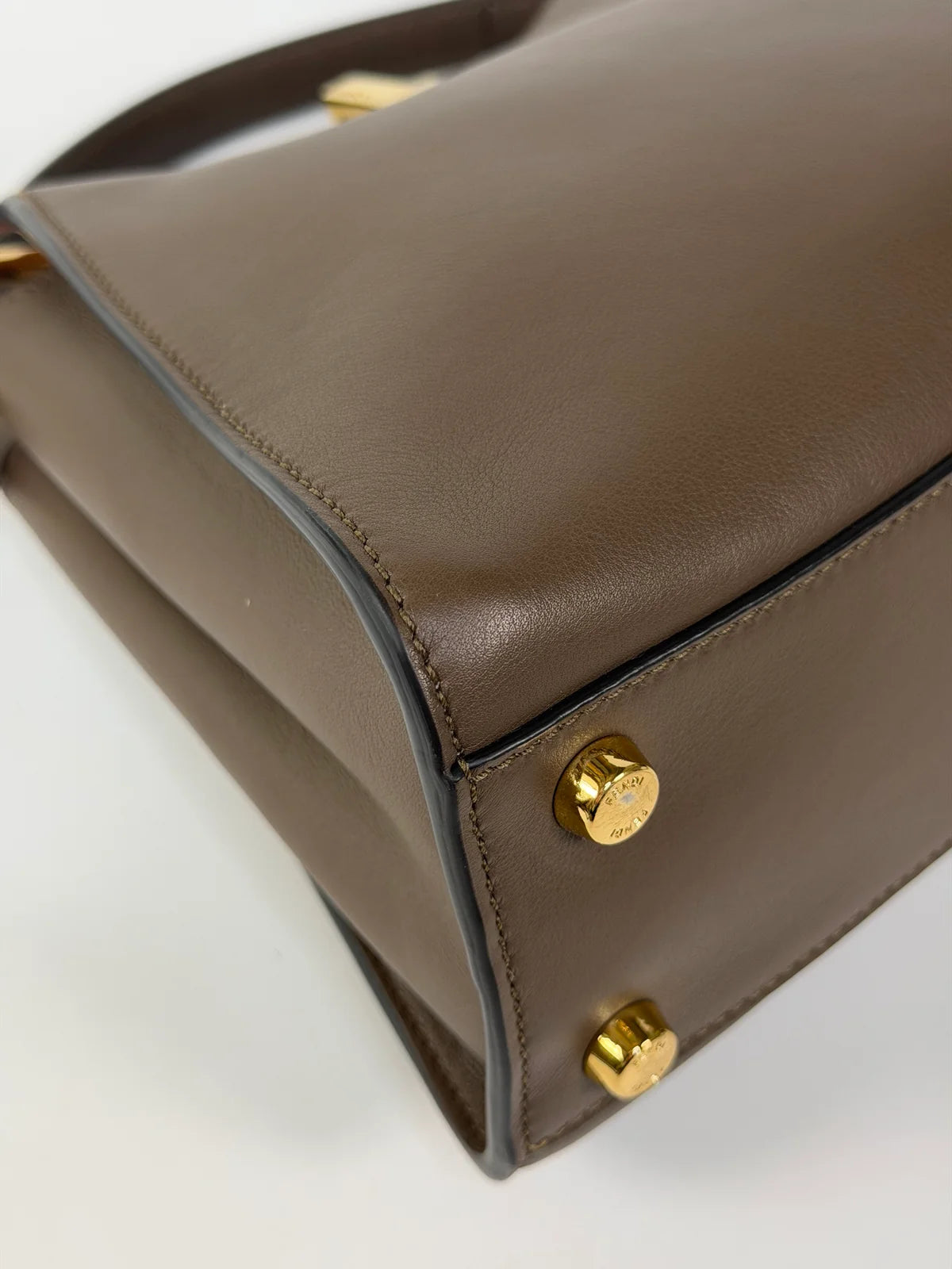 FENDI SMALL PEEKABOO ISEEU BAG IN BROWN CALFSKIN WITH GOLD HARDWARE