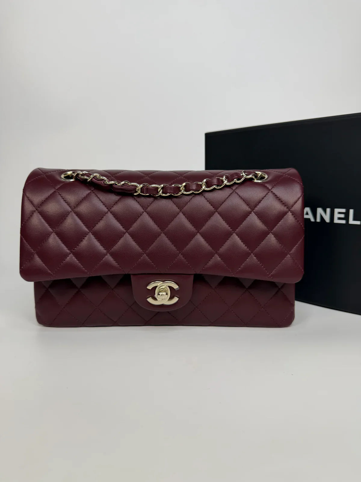 CHANEL MEDIUM CLASSIC DOUBLE FLAP BURGUNDY LAMBSKIN LEATHER WITH PALE GOLD HARDWARE