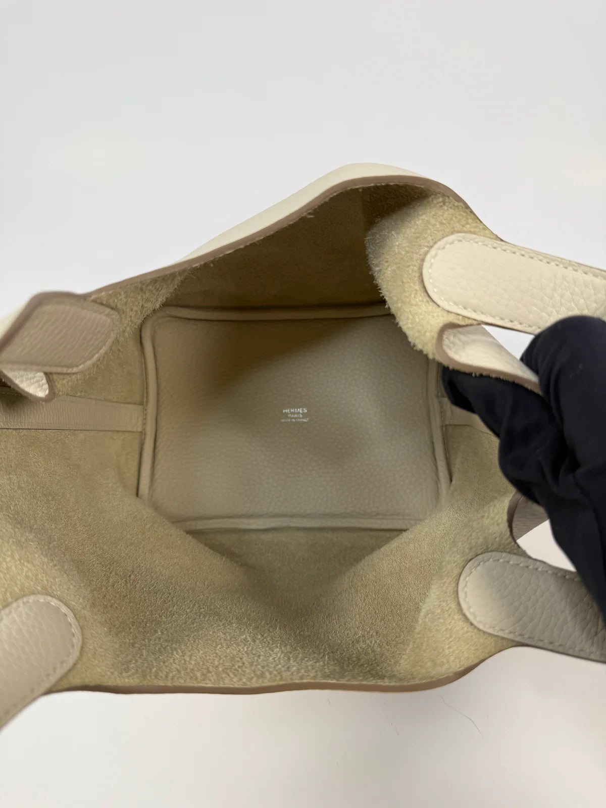 HERMÈS PICOTIN 18 IN CRAIE CLEMENCE LEATHER WITH PALLADIUM HARDWARE