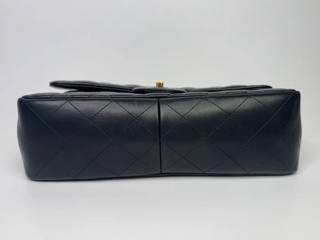 CHANEL BLACK LAMBSKIN LEATHER JUMBO CLASSIC DOUBLE FLAP GOLD HARDWARE