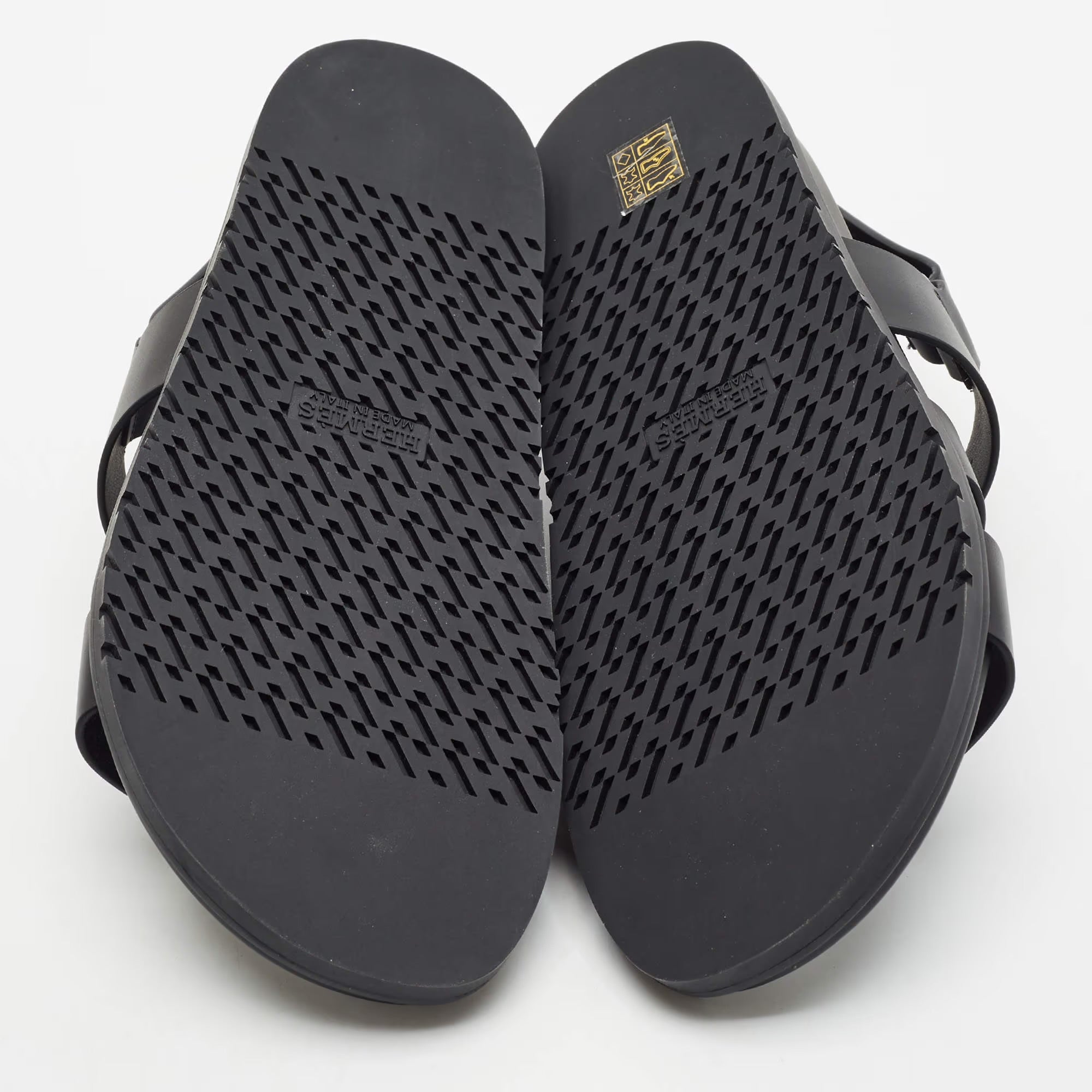 Hermes Genius Size 39 Black Leather Flat Sandals