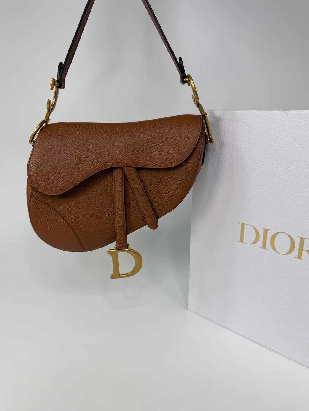 CHRISTIAN DIOR SADDLE BAG IN GOLDEN CALFSKIN GOLD HARDWARE
