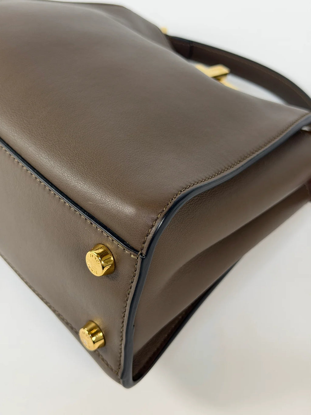 FENDI SMALL PEEKABOO ISEEU BAG IN BROWN CALFSKIN WITH GOLD HARDWARE