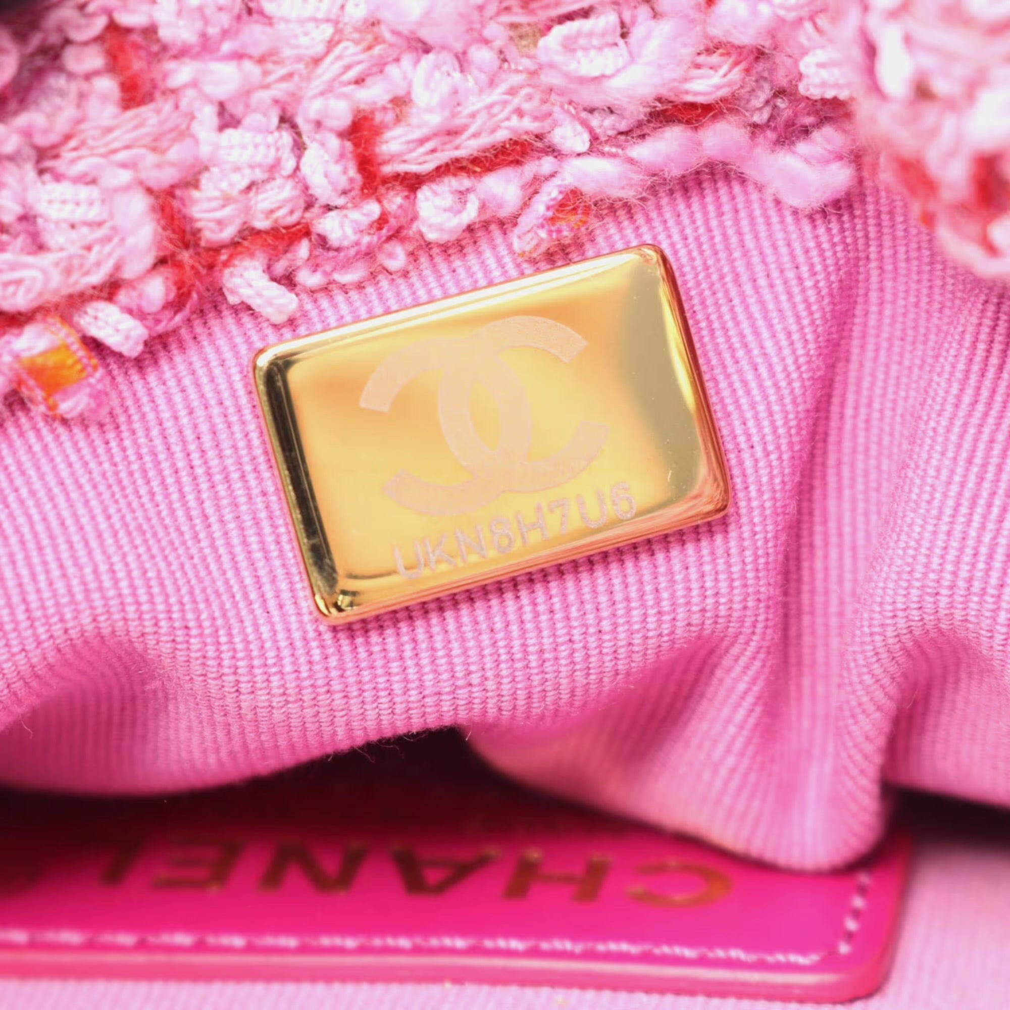 Chanel Tweed Pending CC Small Pink Fabric Drawstring Shoulder Bag
