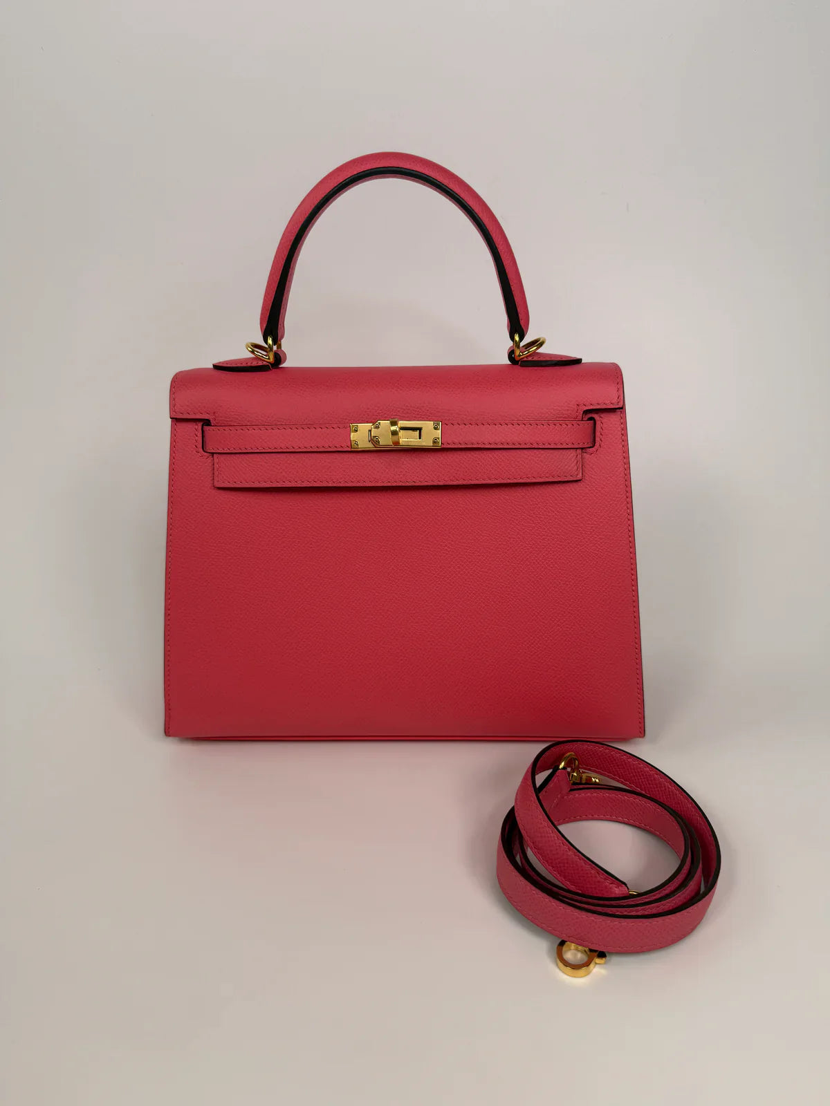 HERMÈS KELLY 25 IN ROSE AZALEA EPSOM LEATHER WITH GOLD HARDWARE