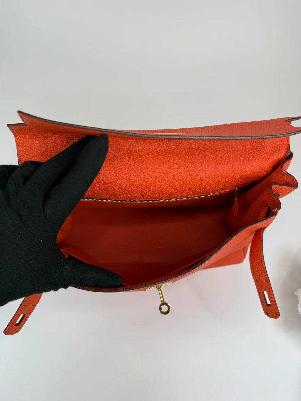 HERMÈS KELLY 28 IN CAPPUCINE TOGO LEATHER GOLD HARDWARE