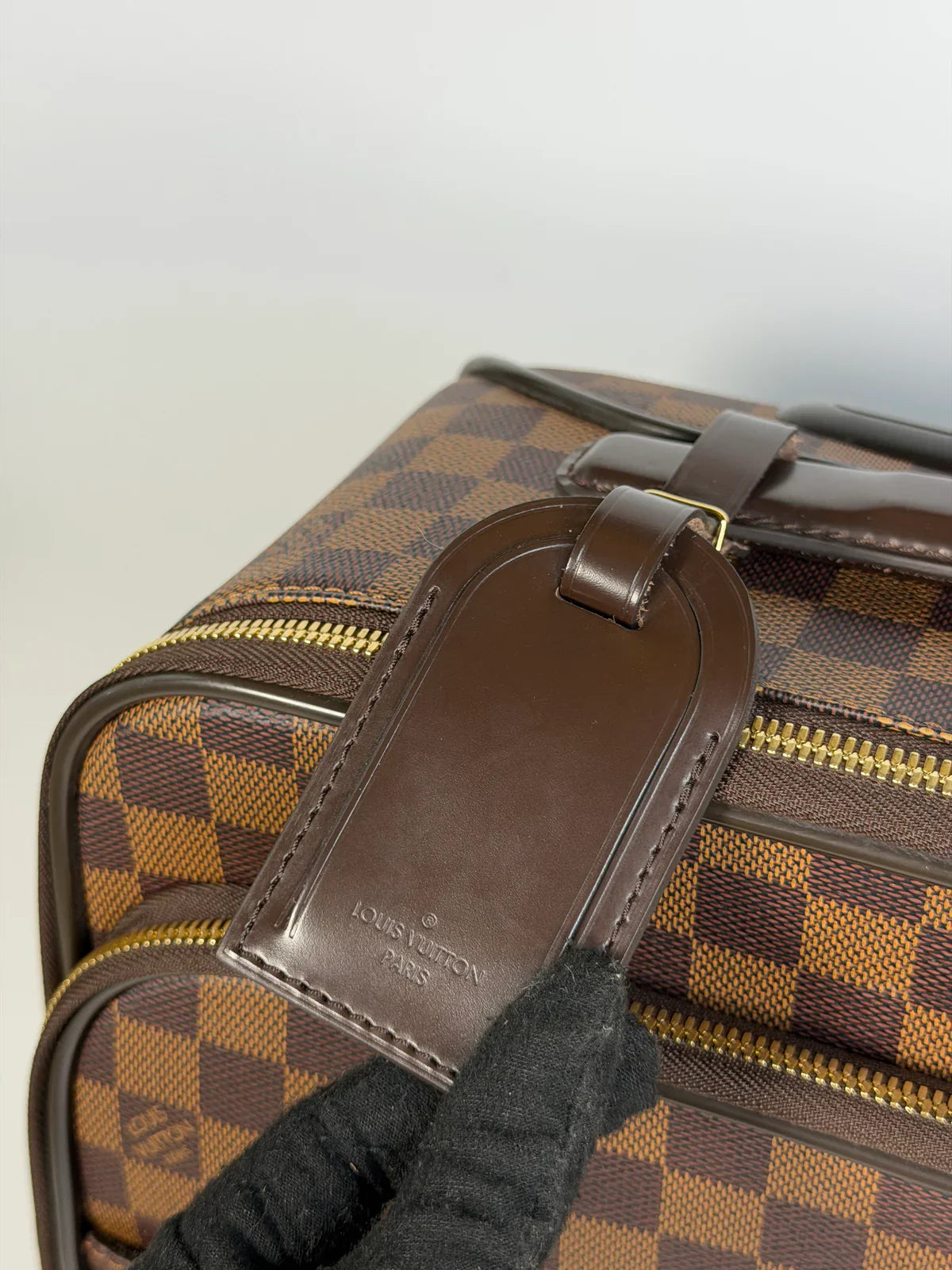 LOUIS VUITTON PÉGASE SUITCASE IN DAMIER EBENE WITH GOLD HARDWARE
