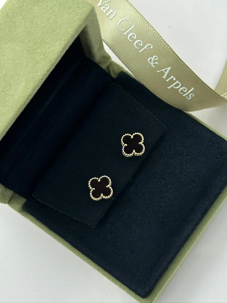 Van Cleef And Arpels Sweet Alhambra Earstuds Onyx