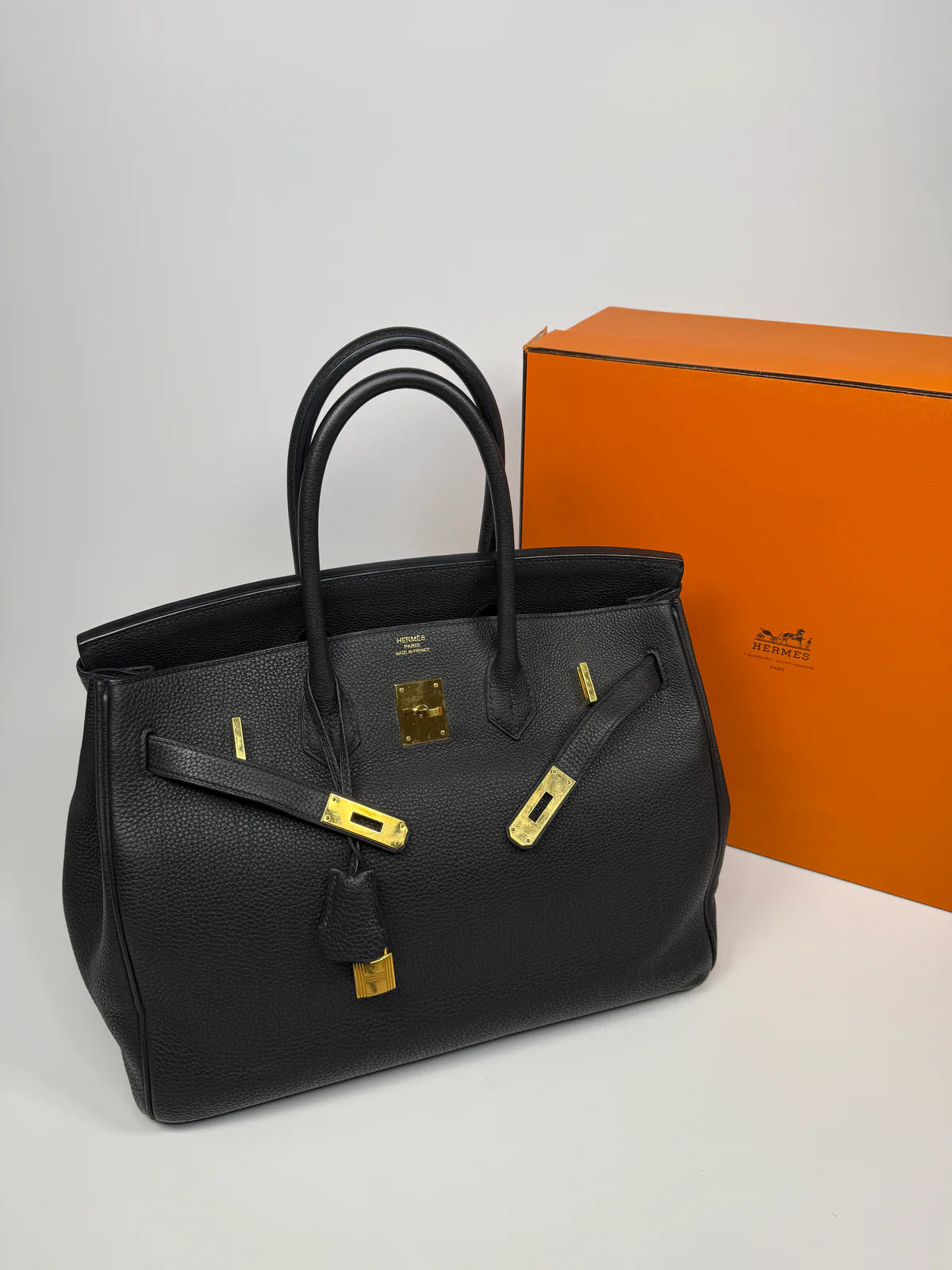 HERMÈS BIRKIN 35 BLACK TOGO LEATHER WITH GOLD HARDWARE