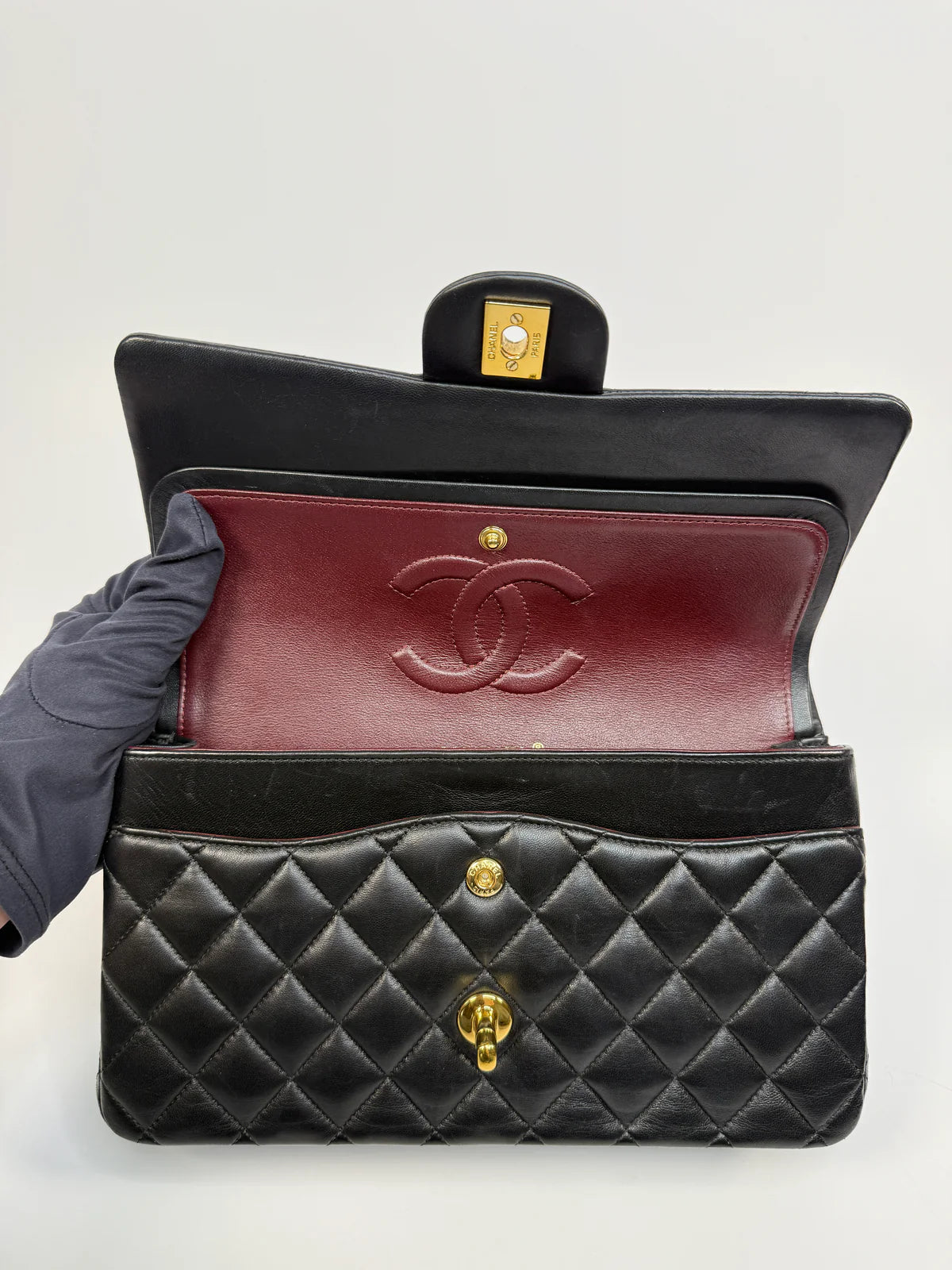 CHANEL MEDIUM CLASSIC DOUBLE FLAP BLACK LAMBSKIN WITH GOLD HARDWARE