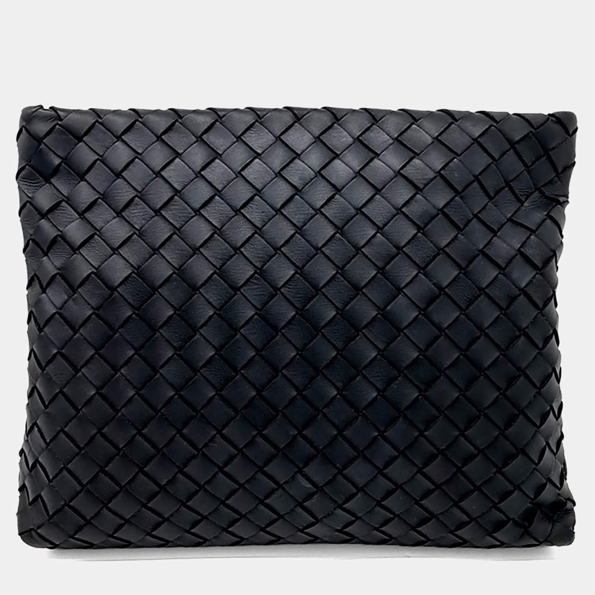 Bottega Veneta Black Leather Mesh Cutch