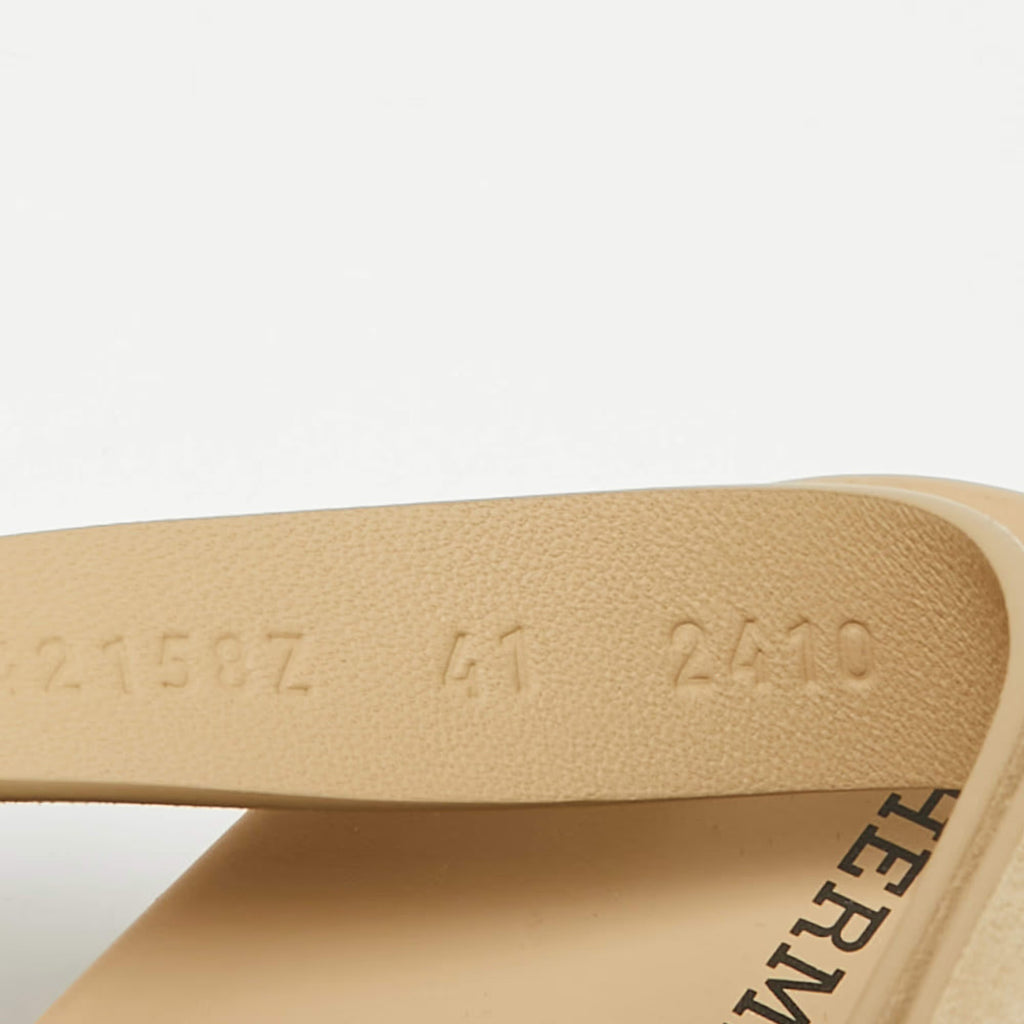 Hermes Genius Size 41 Beige Suede Flat Sandals